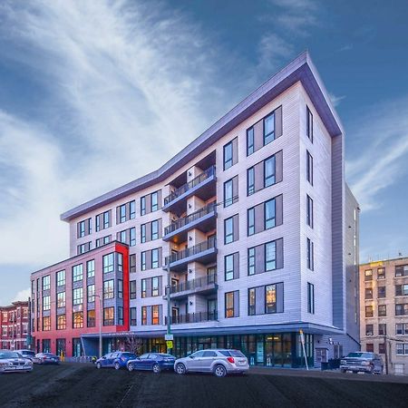 Global Luxury Suites At Longwood Brookline Esterno foto