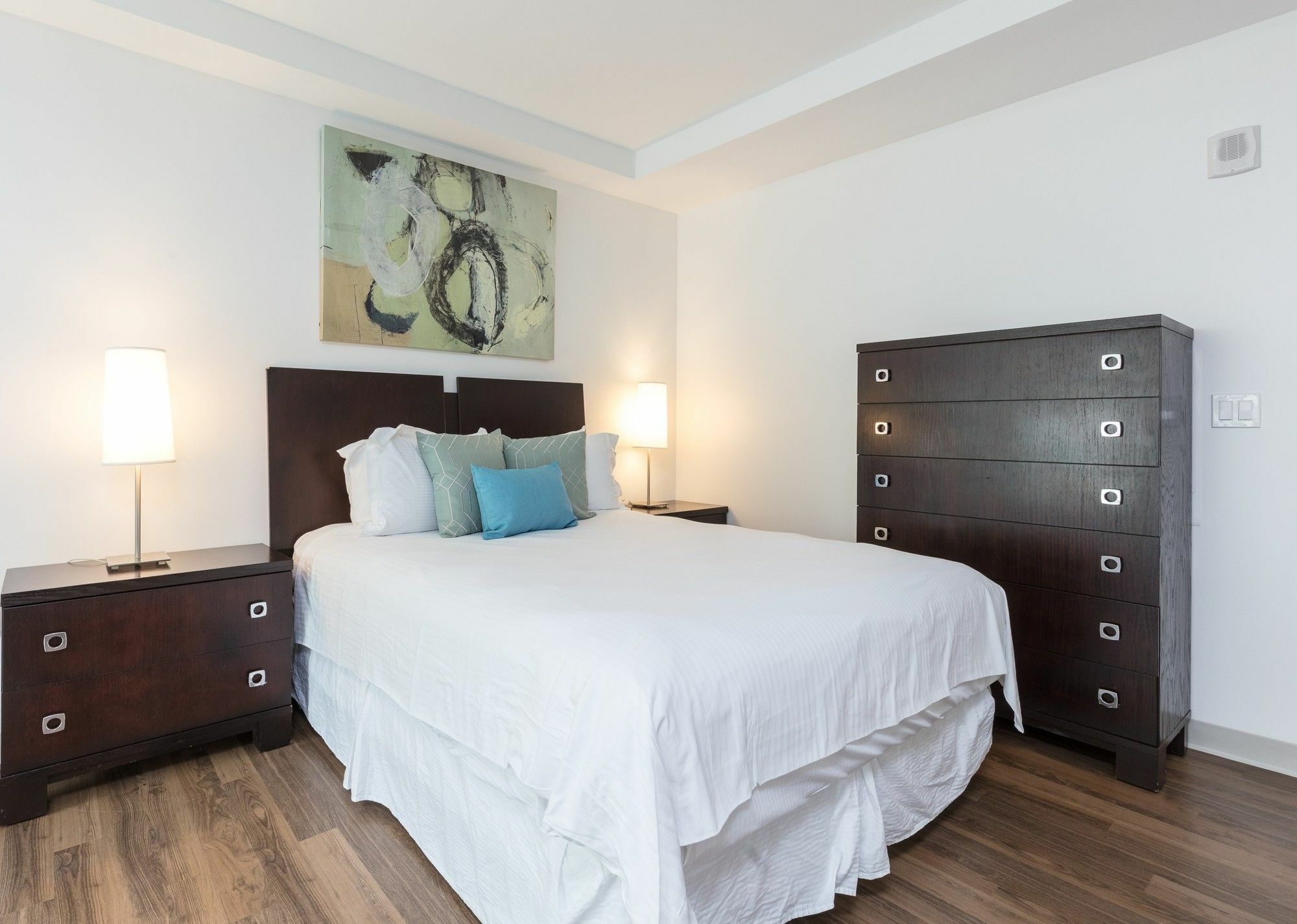 Global Luxury Suites At Longwood Brookline Esterno foto
