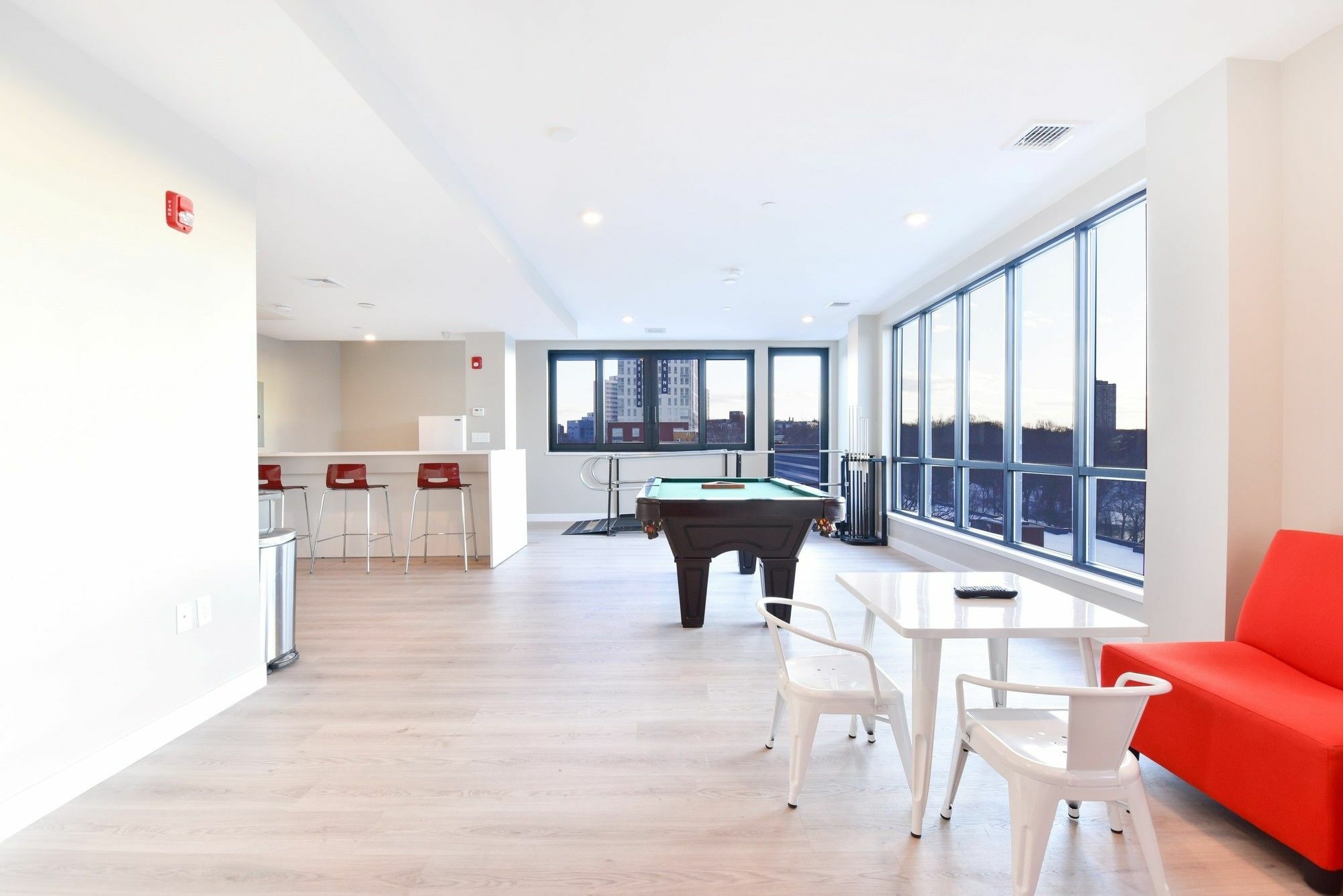 Global Luxury Suites At Longwood Brookline Esterno foto
